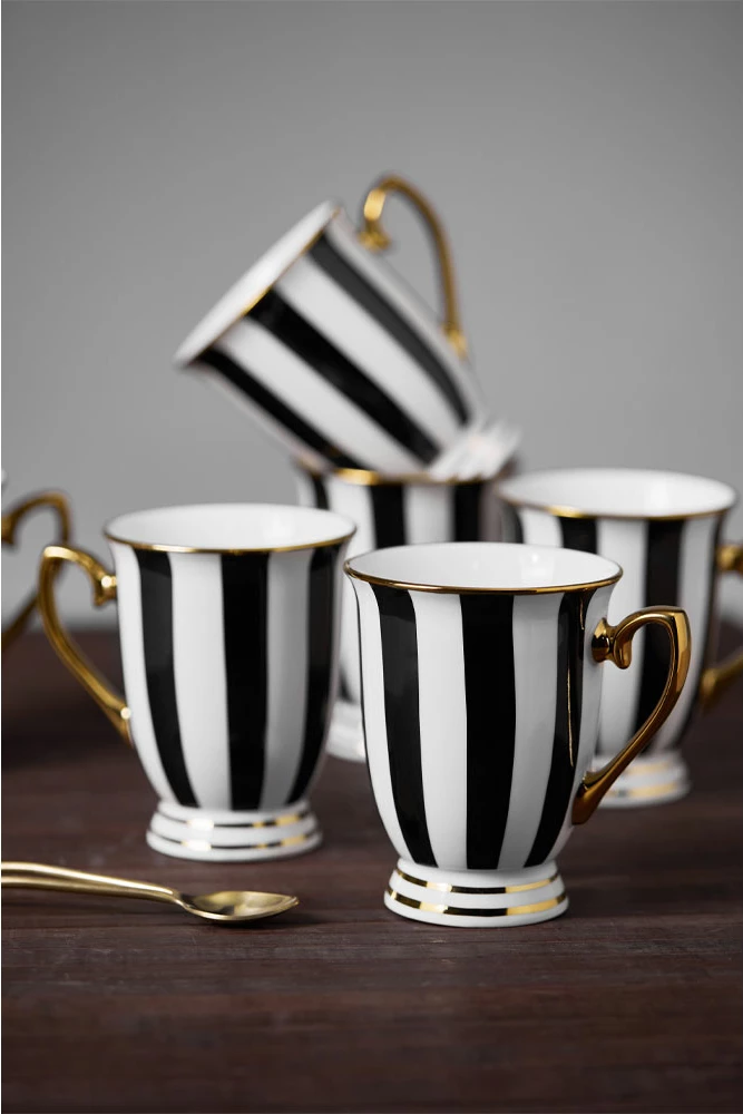 Filxhan britanik, porcelan New Bone China, bardhë, zi, ar, 9x9x11cm