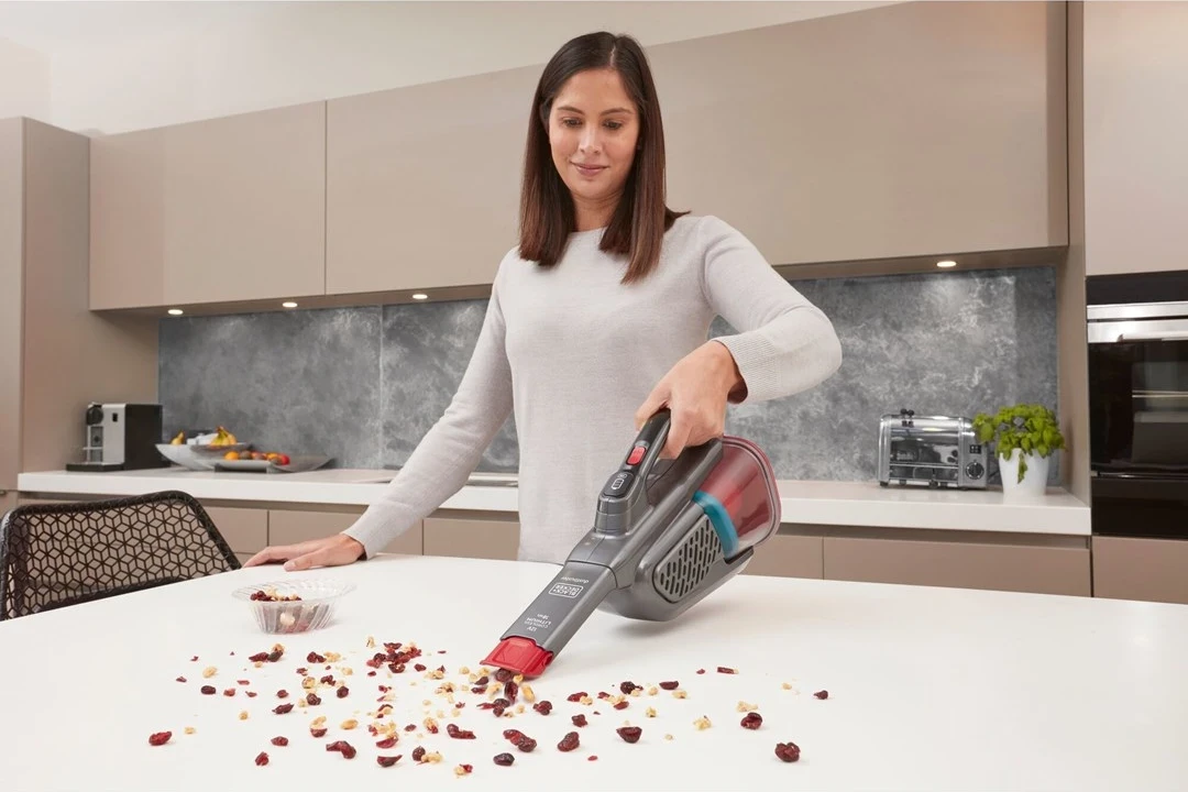 Fshesë elektrike e dorës Black & Decker, 20W