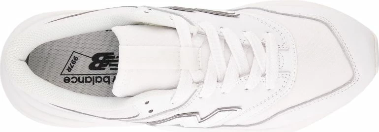 Atlete New Balance, të bardha