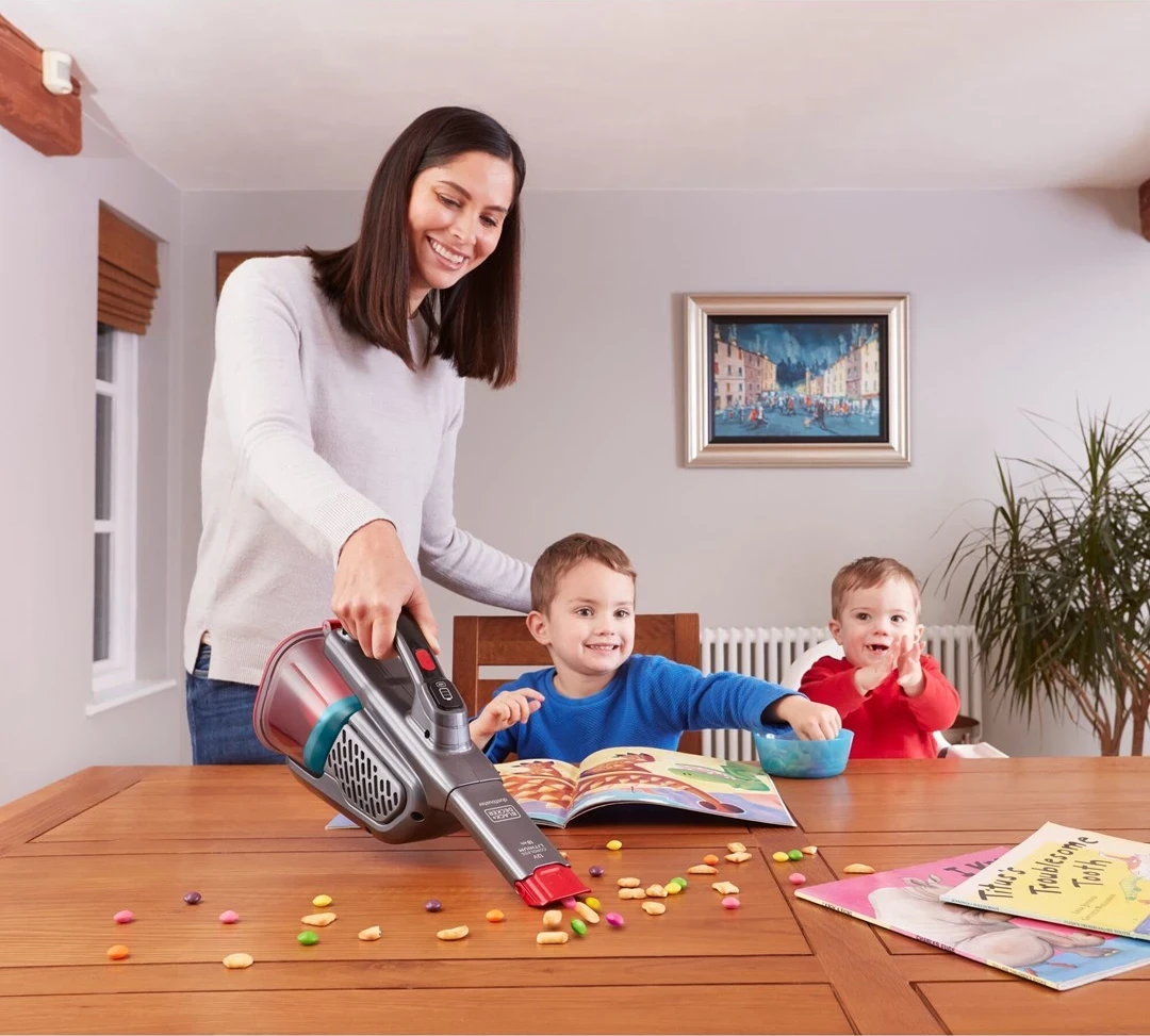 Fshesë elektrike e dorës Black & Decker, 20W