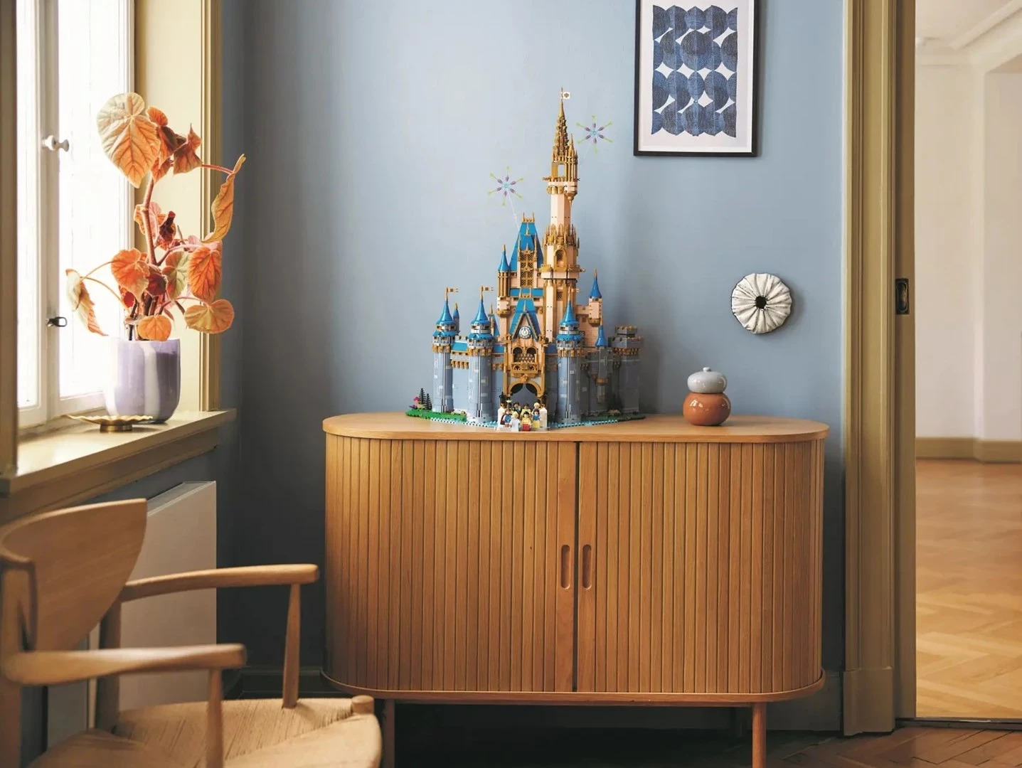 Set LEGO Disney Castle 43222, 4857 pjesë, me 8 minifigura