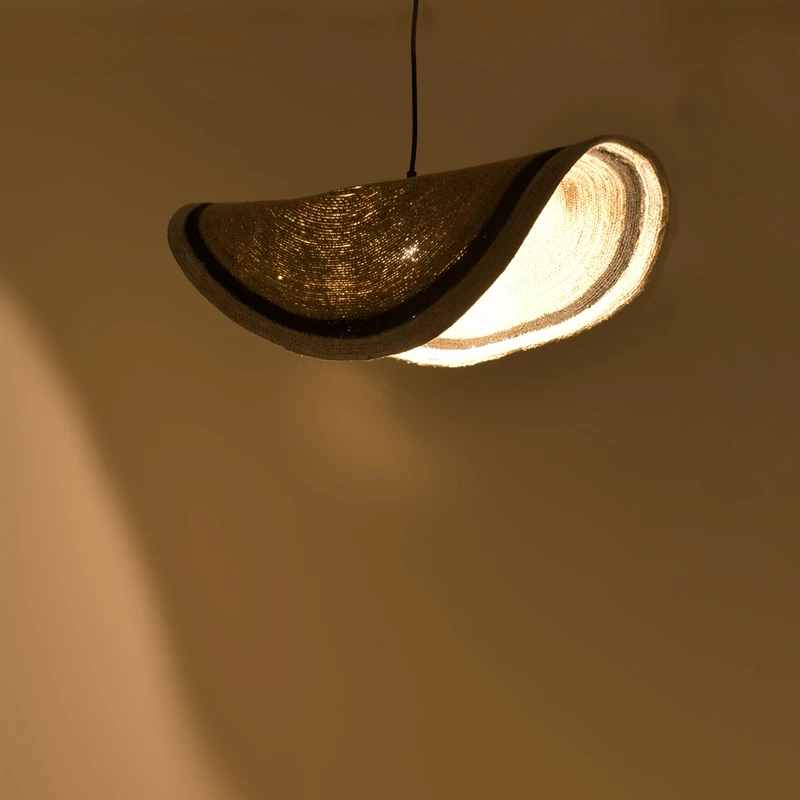 Dritë tavani Hatchie, natyrale-e zezë-e bardhë, seagrass-hekur, D70x123cm