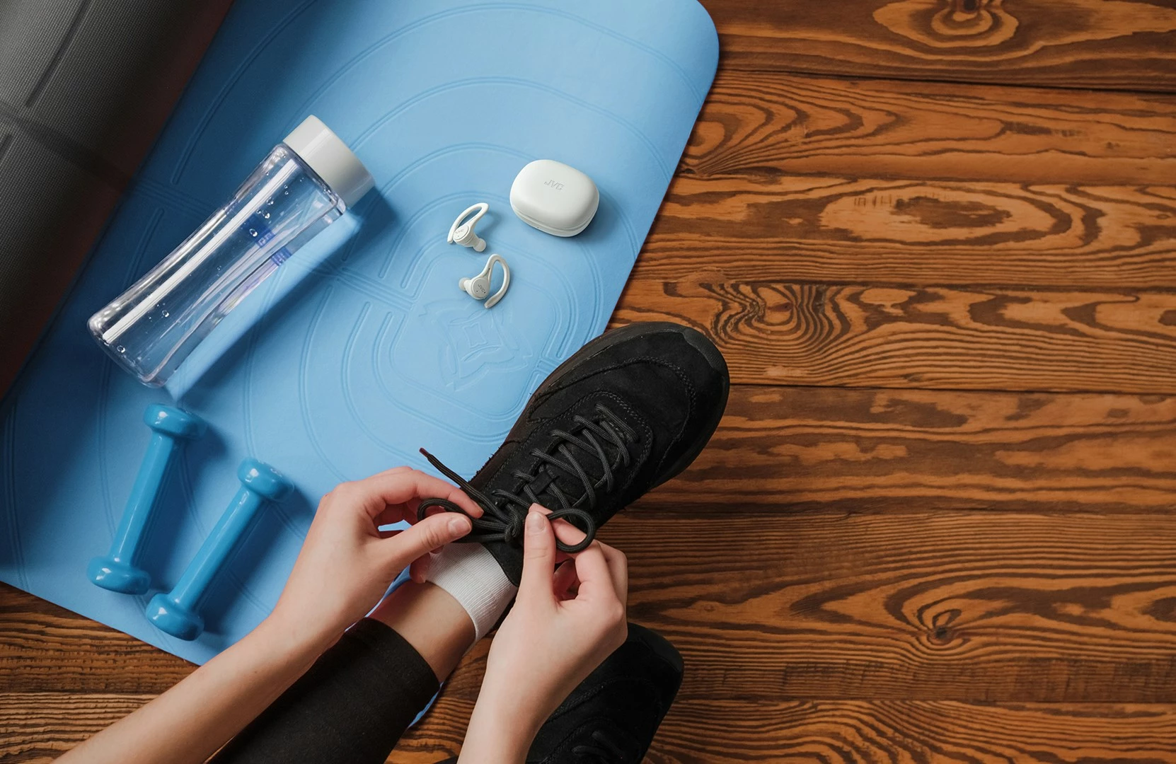 Kufje JVC HA-EC25TWU True Wireless, me ear-hook, të bardha