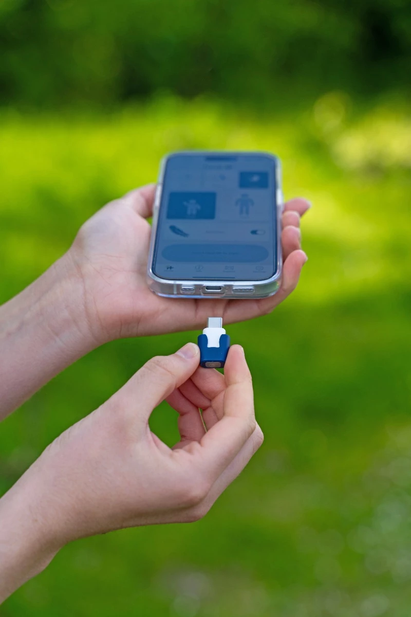 Pajisje për trajtim pickimi insektesh HEAT IT V3, Lightning për iPhone 6–14, e kaltër