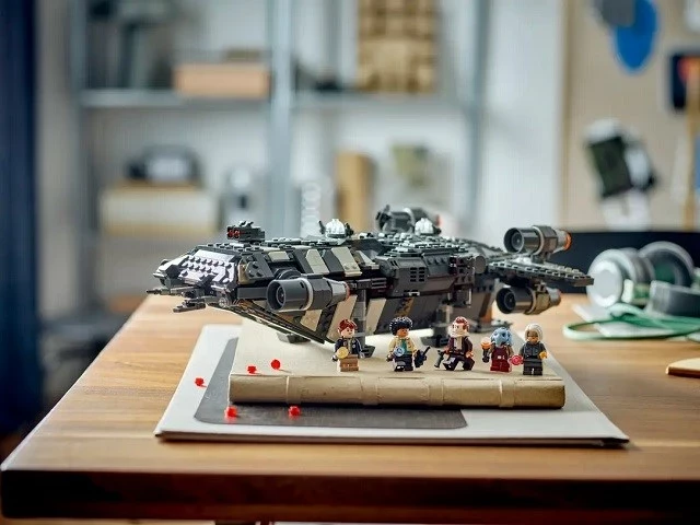LEGO Star Wars 75374, Set me 5 Minifigura