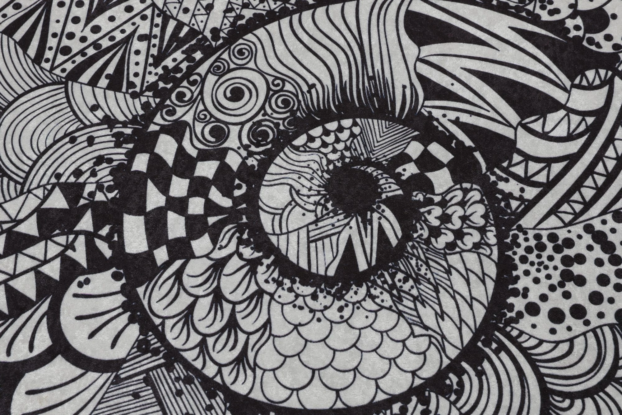 Tapet për banjo Mijölnir, More, 140 cm, e zezë dhe e bardhë