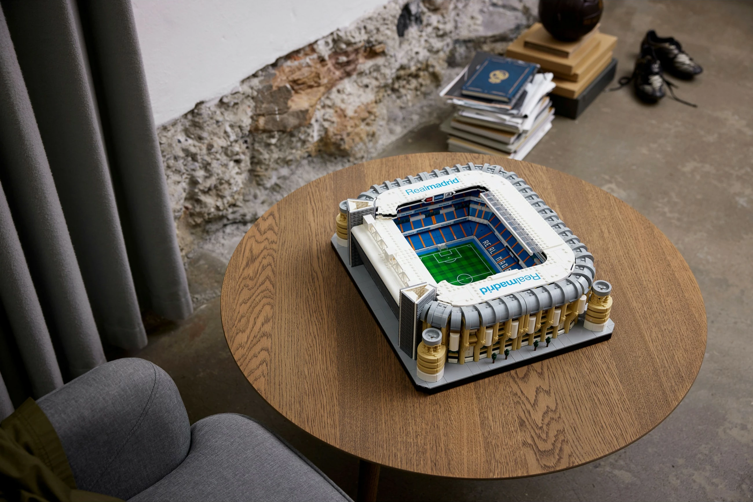 Set ndërtimi LEGO Creator Expert Real Madrid – Santiago Bernabéu Stadium, 5876 copë, plastikë
