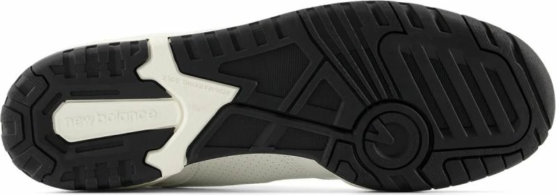 Atlete New Balance, të bardha për të dyja gjinitë