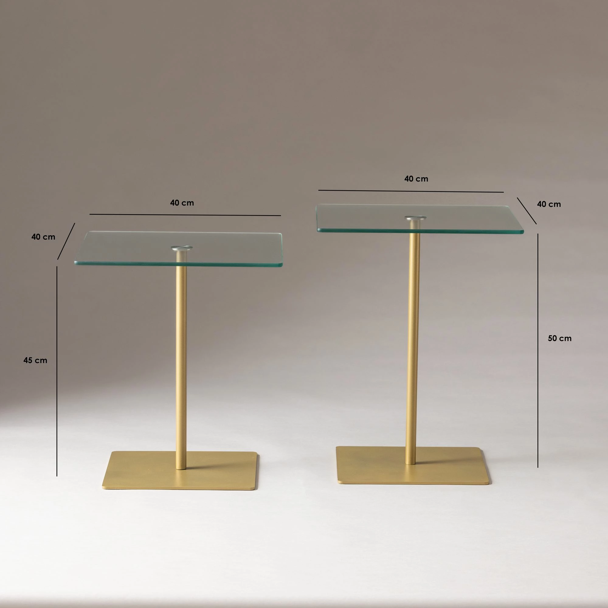 Set tavolinash kafeje Skye Decor, elegante, 2 copë, ngjyrë ari, transparente