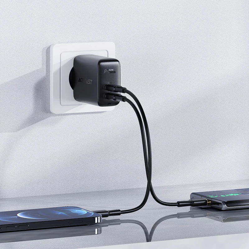Karikues muri Acefast A5, 32W, 2 porta USB-C/USB-A, i zi