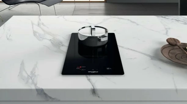 Pllakë gatimi me induksion Whirlpool WSQ0530NE, 2 zona, e zezë
