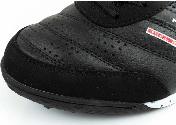 Atlete futbolli Joma për meshkuj dhe femra, të zeza