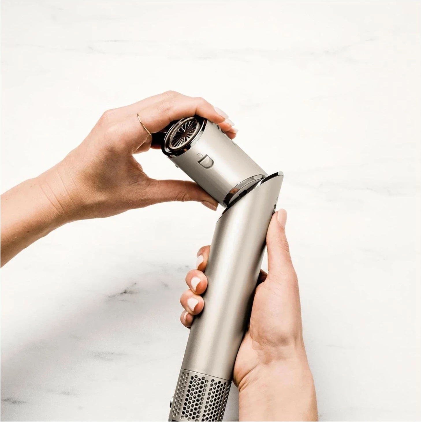 Tharëse flokësh Shark FlexStyle HD424SLEU, 1400W, bezhë