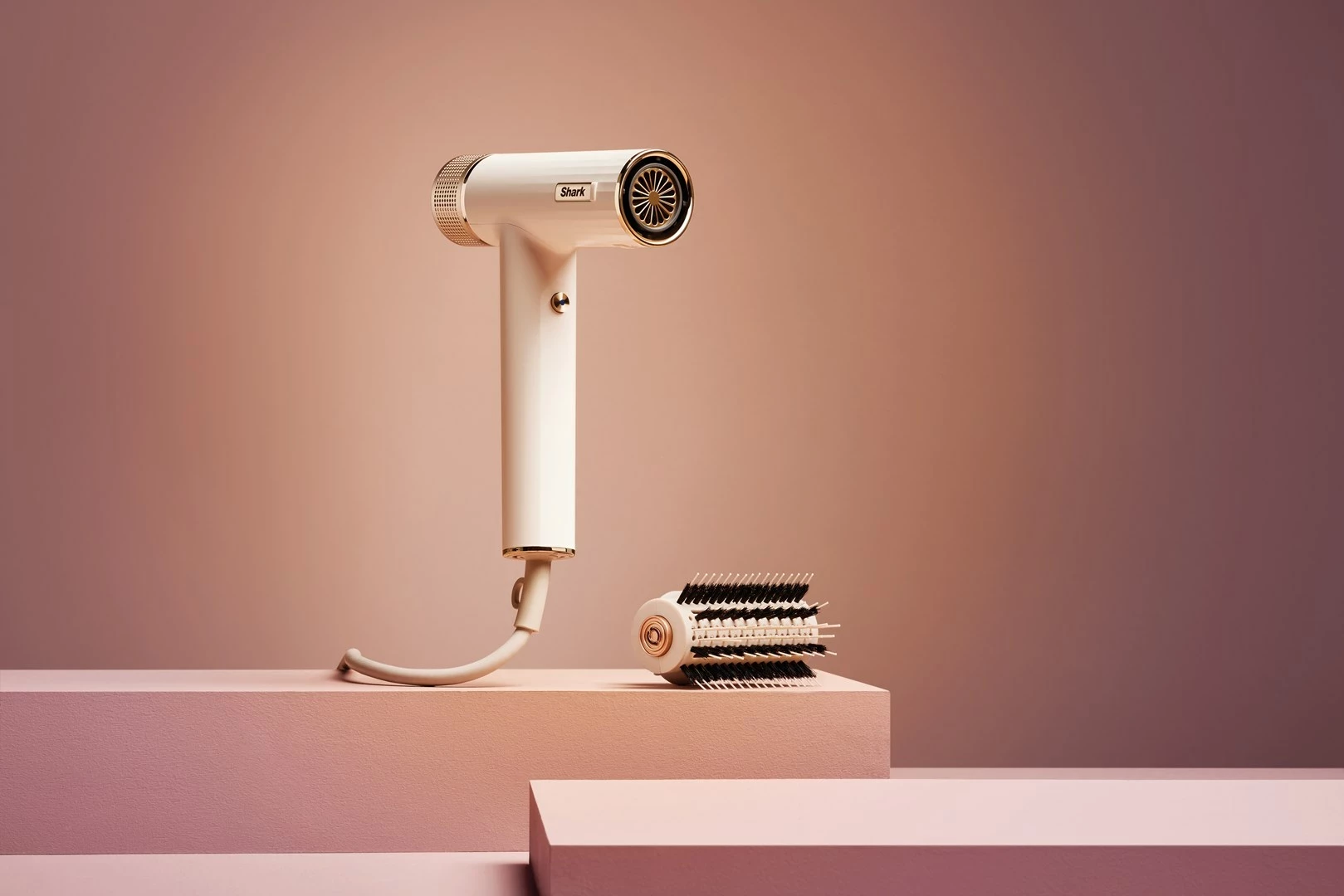 Multistyler Shark HD333EU, Bardhë