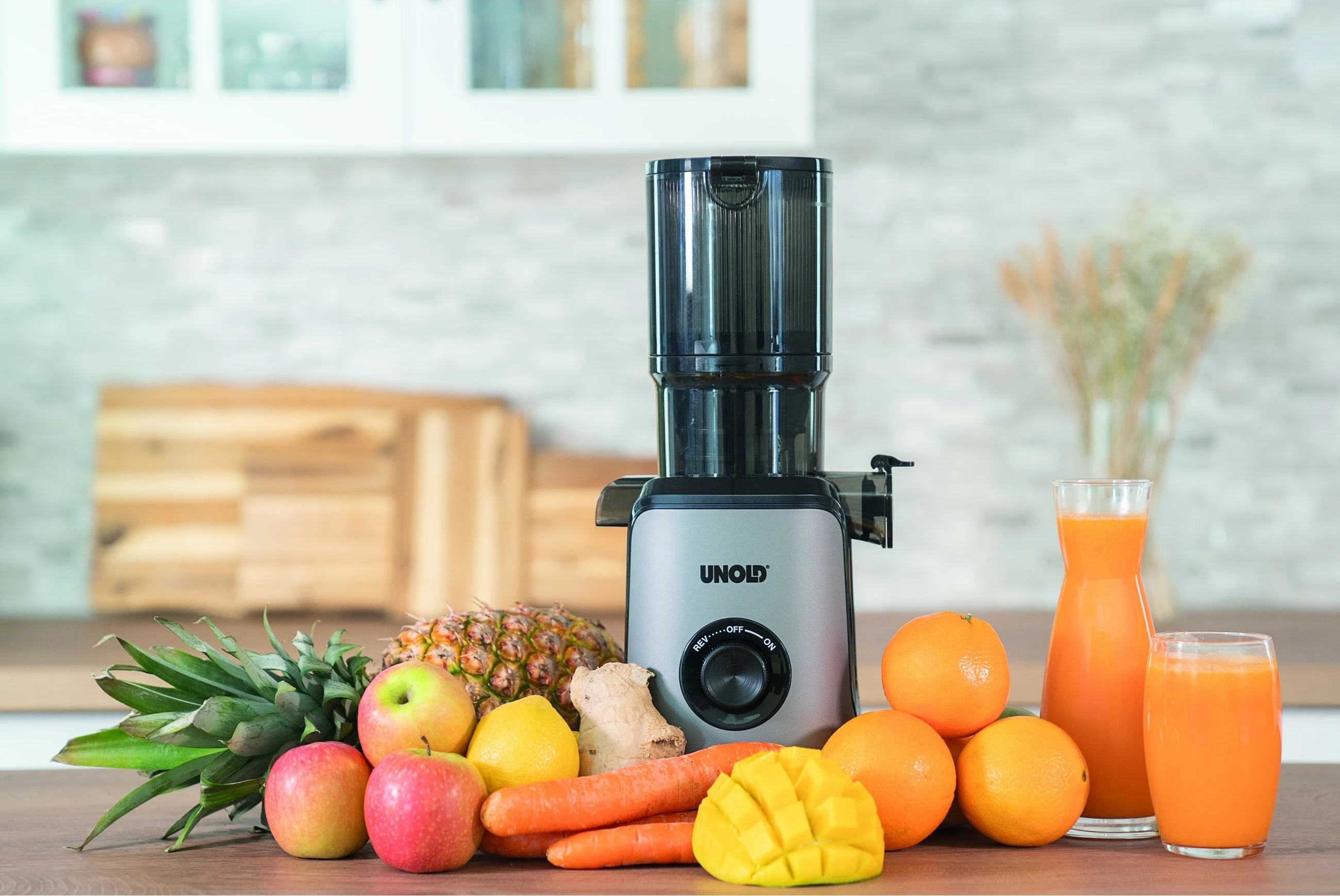 Slow juicer UNOLD 78275 Sam, 0.8L, 80 RPM, charcoal