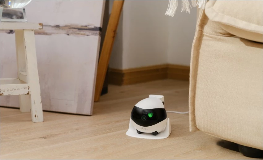 Robot për kafshë Enabot EBO SE, kamera 1080p, WiFi, app, natës, lazer