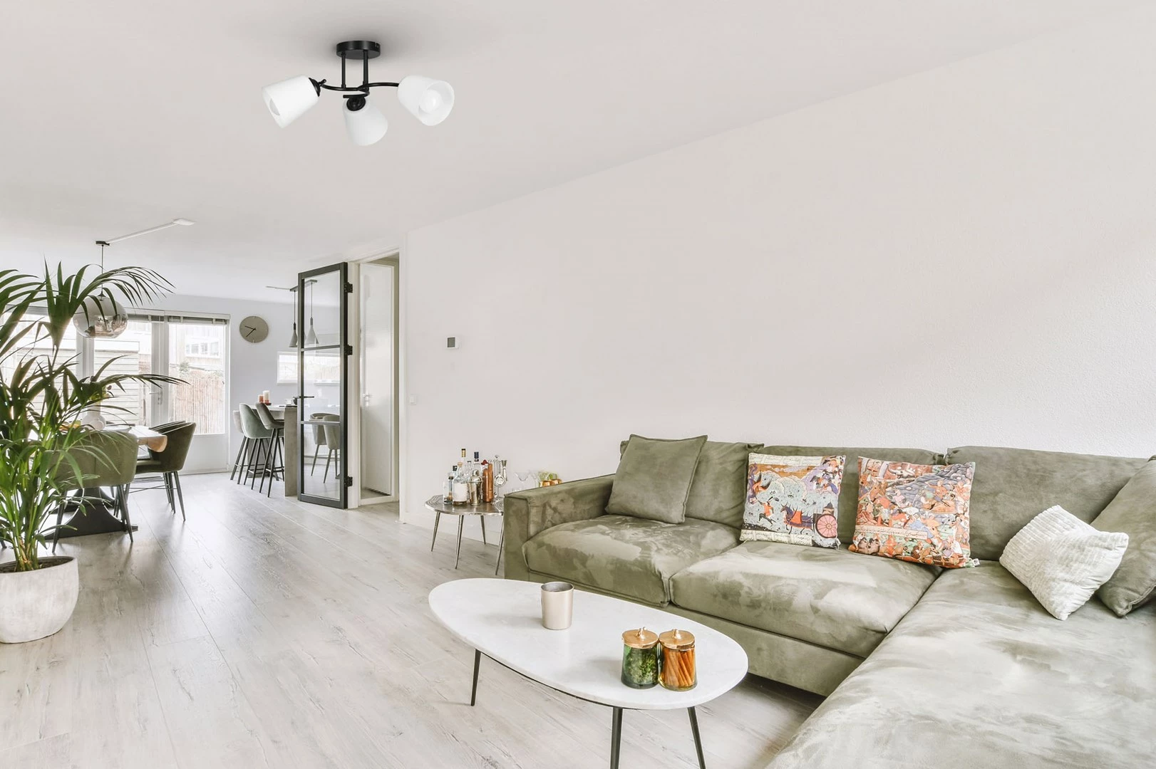 Llambë varëse Activejet AJE-ALMA 3P, 3x40W, E27, Bardhë