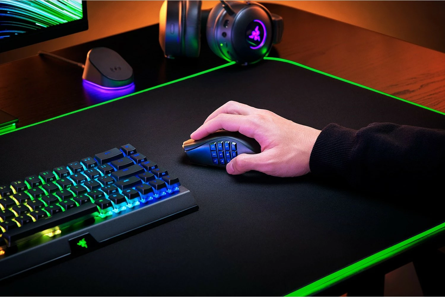 Maus gaming Razer Naga V2 Pro, wireless/Bluetooth/USB Type-C, i zi