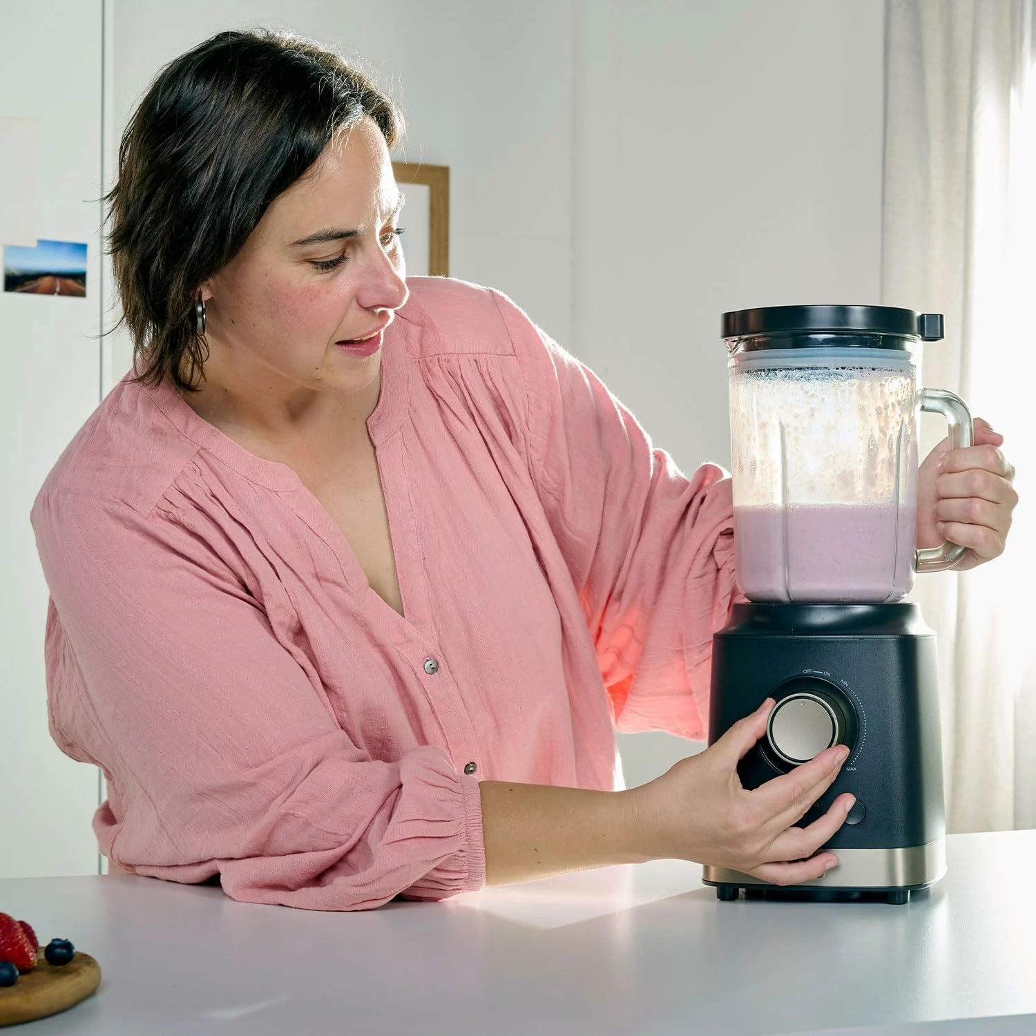 Blender Black&Decker BXJB2000E 2000W 1.8L gotë xhami, i zi