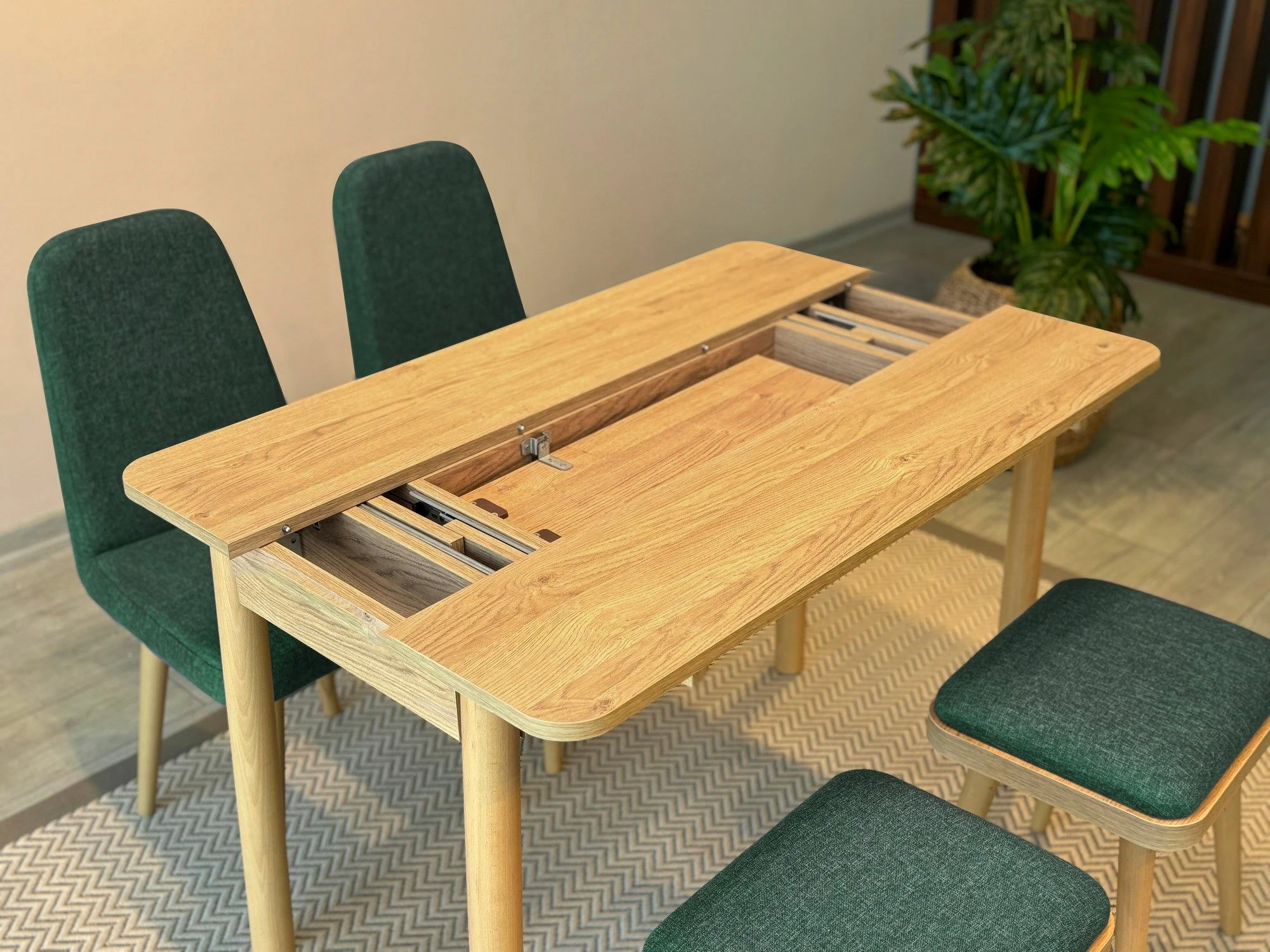 Tavolinë me karrige të zgjatshme, 5 copë, ngjyrë lis dhe e gjelbër, Skye Decor, Vina Mini 02 1070