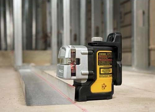 Laser nivelues multiline DeWalt DW089K/DW089CG, vetënivelues, 3 rreze, montim magnetik, 1/4\" tripod, verdhë/zezë