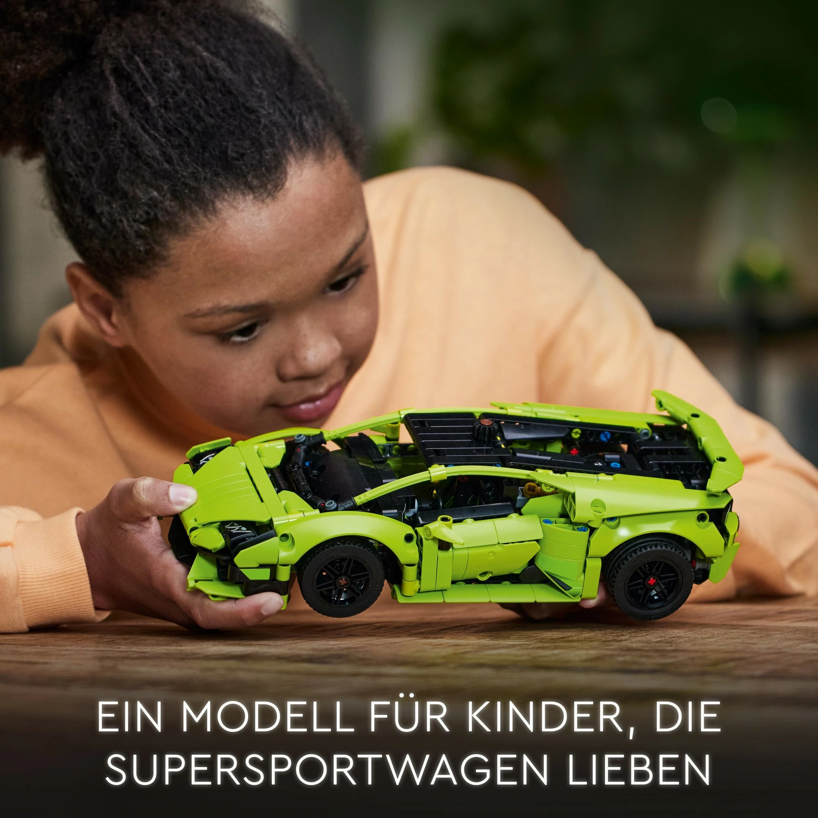 Set ndërtimi LEGO Lamborghini Huracán Tecnica, 806 pjesë, shumëngjyrësh