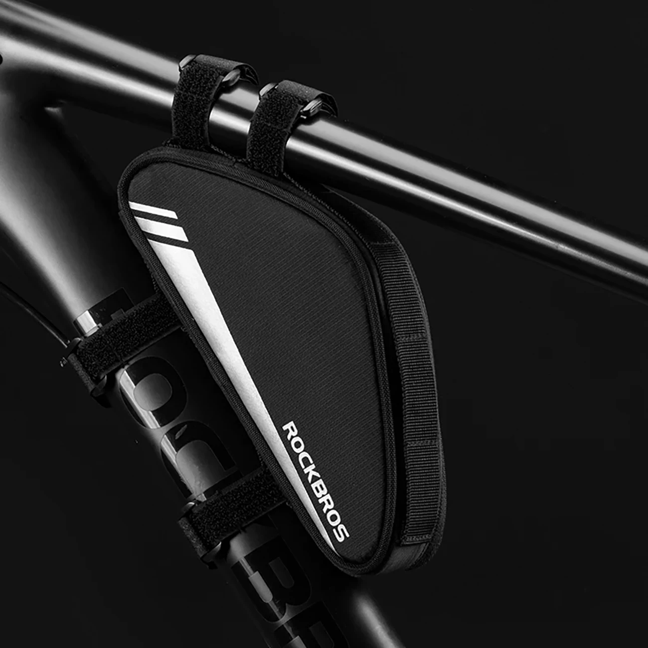 Çantë kornize për biçikletë Rockbros B55-BK, 0.7L, najlon, e zezë