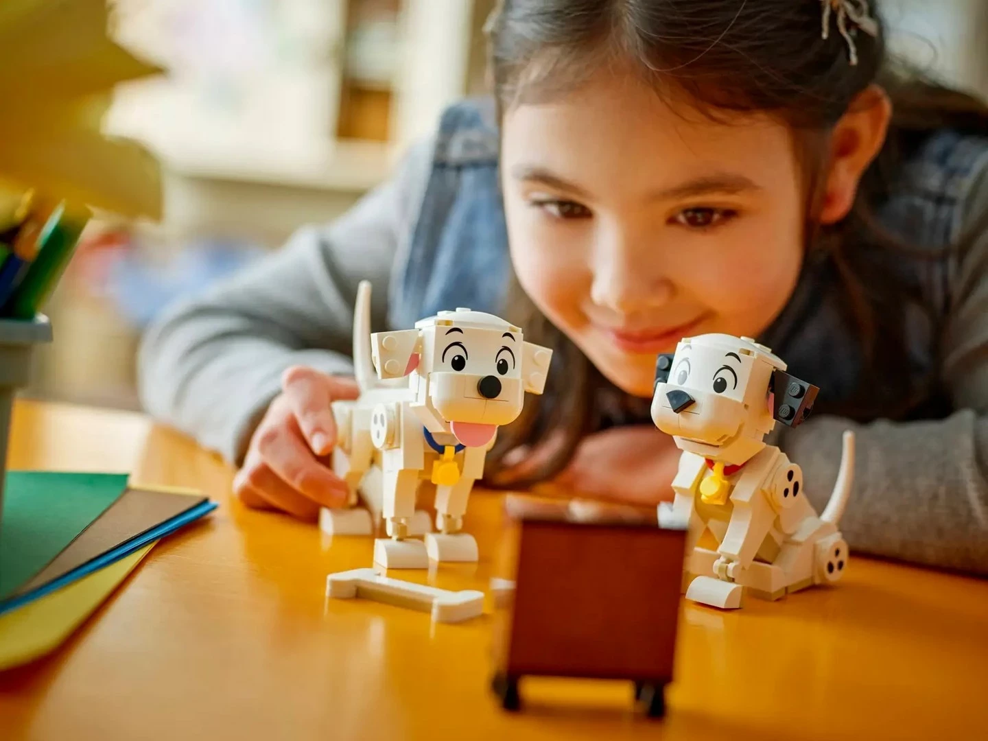 Set LEGO Disney 43271 Lucky & Penny, 101 Dalmatëtët, 268 pjesë