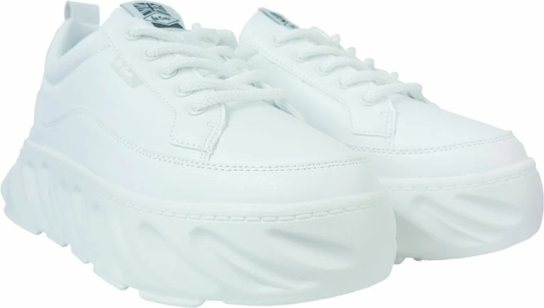 Atlete femra Lee Cooper, të bardha