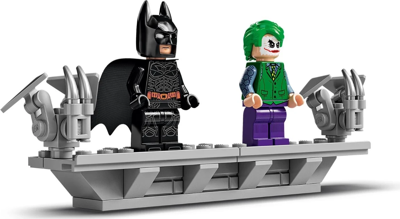 Set LEGO Super Heroes 76240 Batmobile Tumbler
