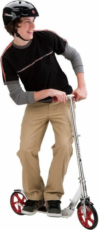 Skuter për fëmijë Razor, i argjendtë