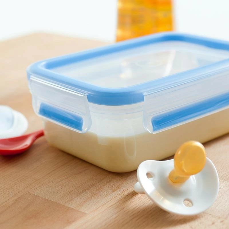 Enë plastike Emsa 508546, 3.7 litra, me kapak klips, transparente/blu