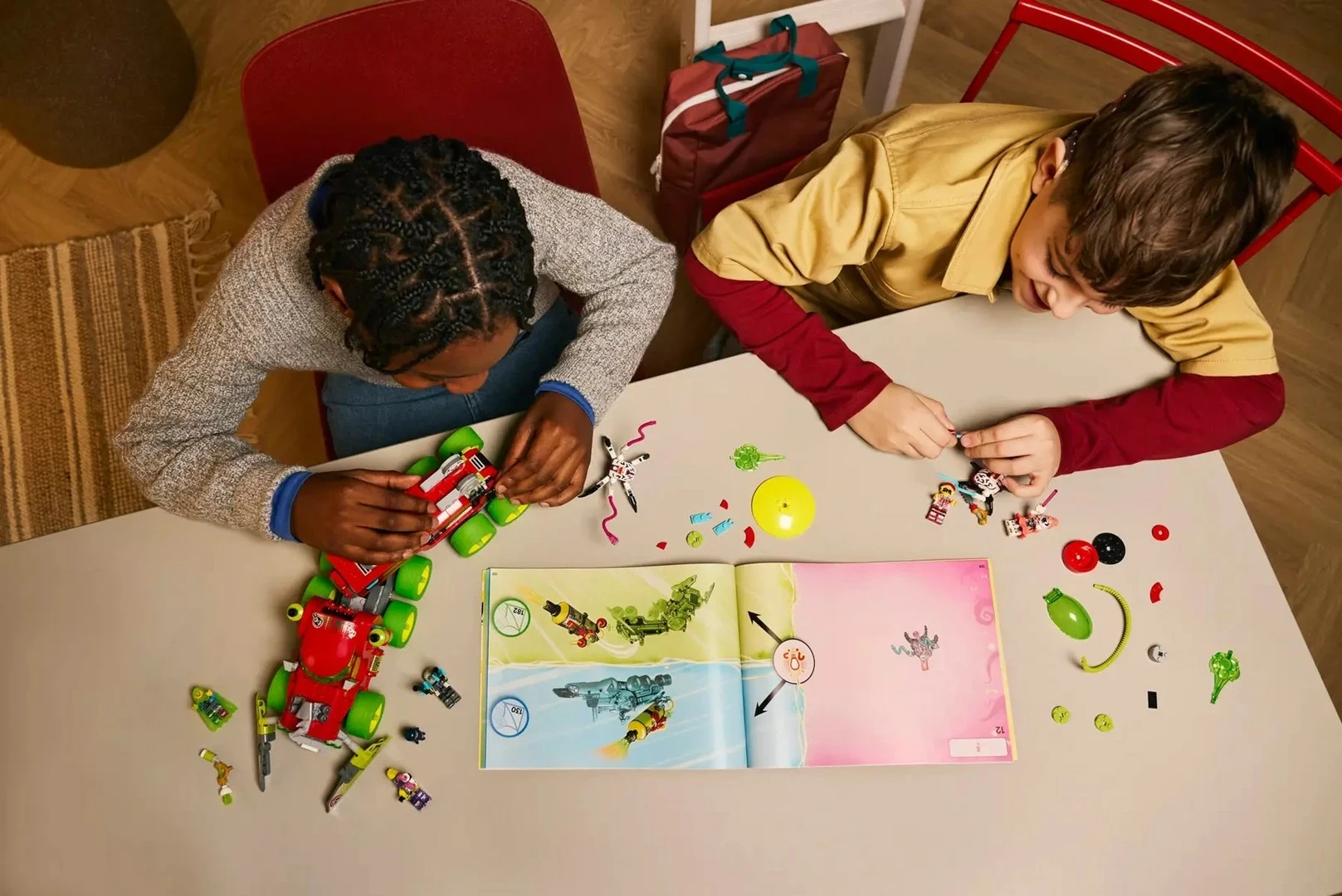 Set LEGO DREAMZZZ Mateo's Spray Paint Truck 71499, 5 minifigura, për fëmijë 9+