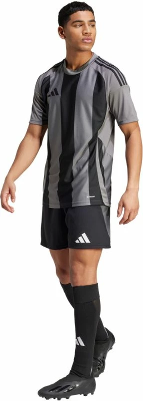Maicë për meshkuj adidas, e zezë dhe gri