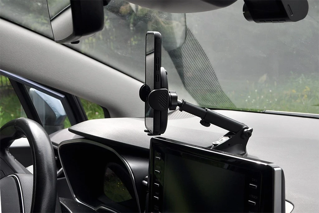 Mbajtës për telefon në veturë iBox H-9, e zezë