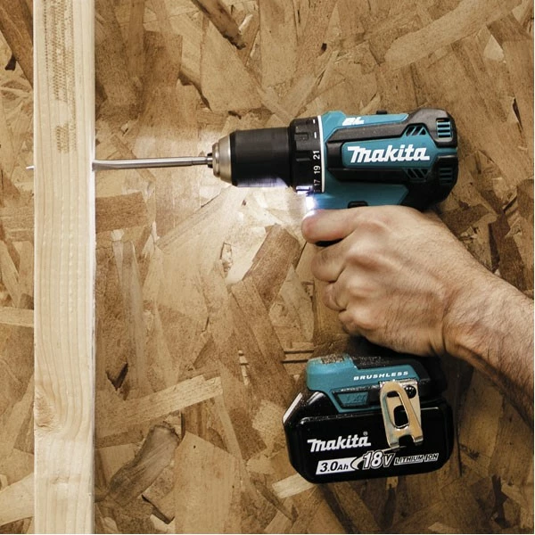 Makineri për shpim Makita DDF485ZJ, 18V, Li-Ion, 2 shpejtësi, pa çelës, zi/kaltër