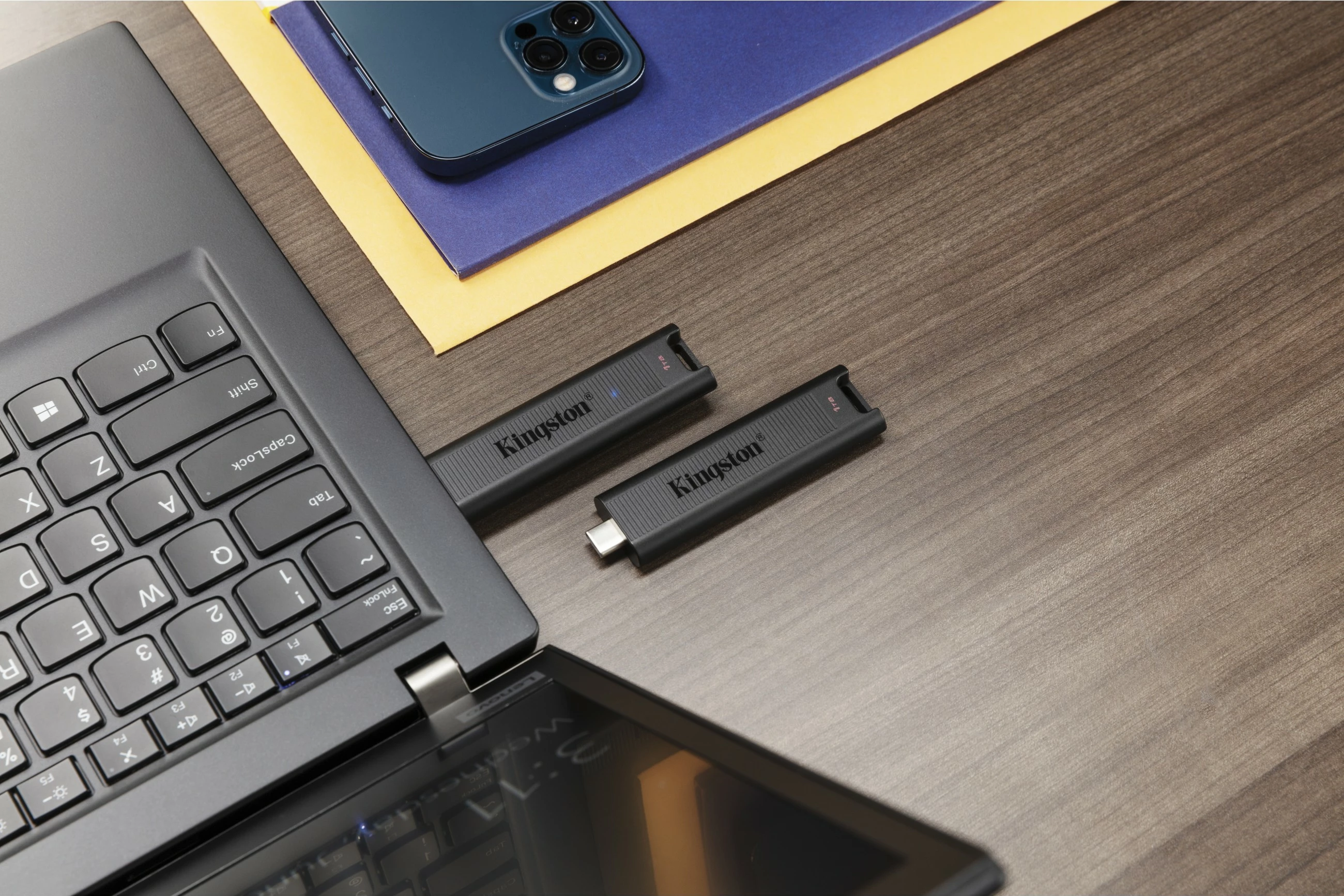 USB Kingston DataTraveler Max 1TB, USB Type-C, 3.2 Gen 2, 1000 MB/s, E zezë