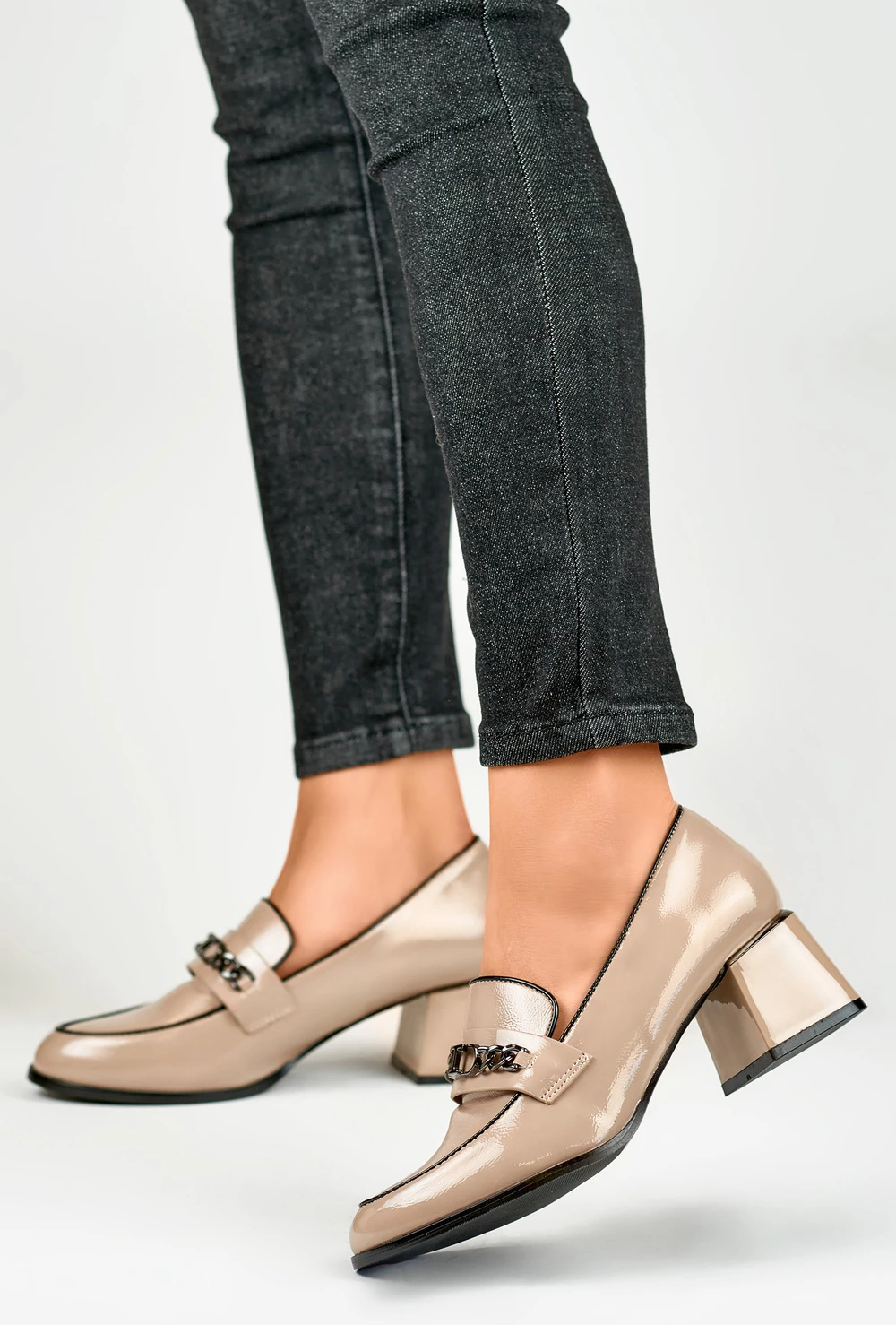 Këpucë me taka PRIMO 186506, bezhë