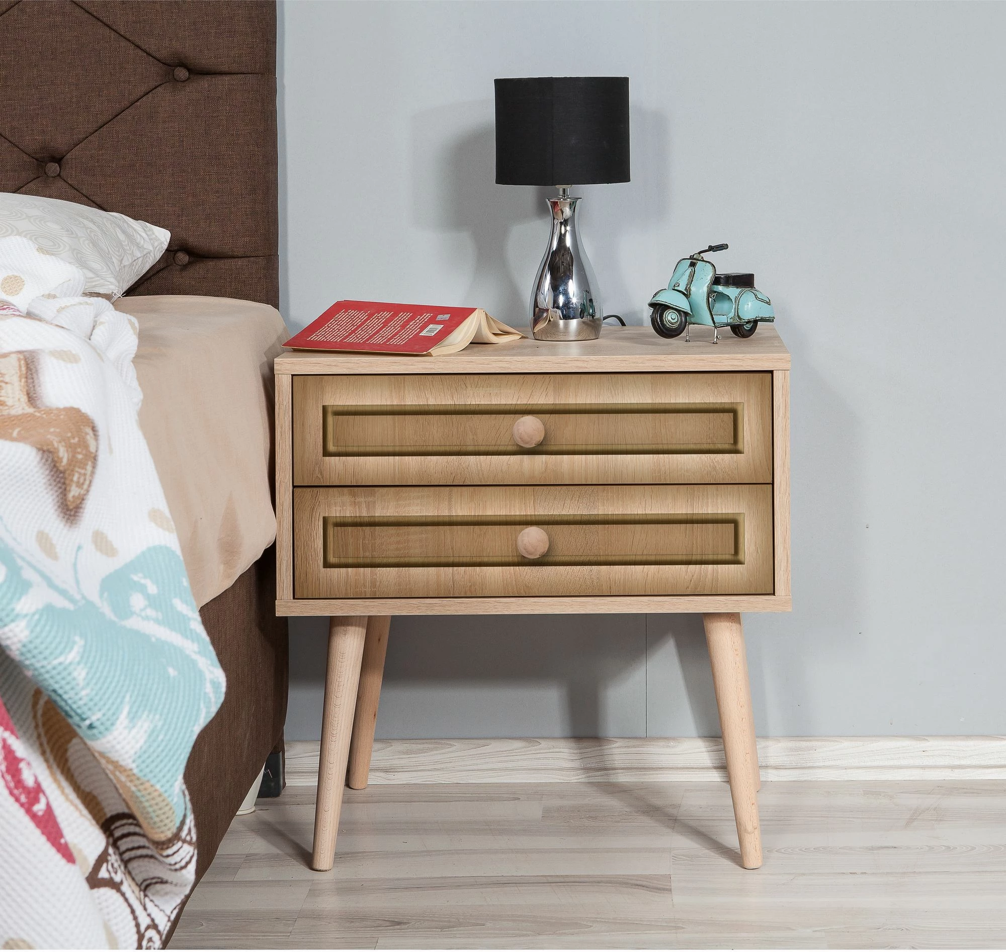 Komodinë nate Hanah Home, dy sirtarë, 420