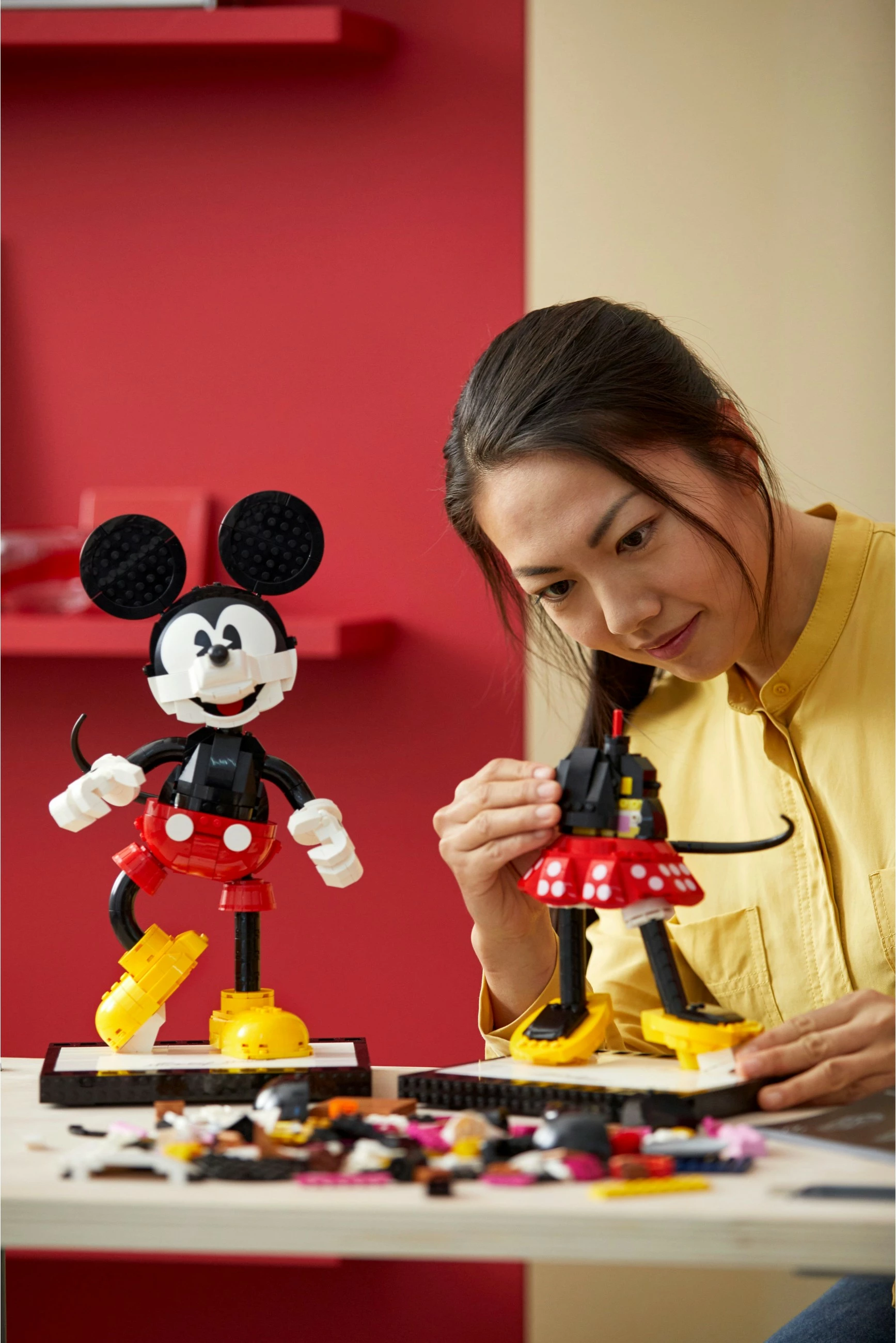 Set ndërtimi LEGO Classic Mickey Mouse & Minnie Mouse, 1739 pjesë, plastikë