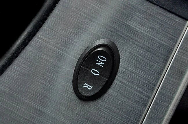 Shtrydhëse frutash-perimesh Eldom PerfectJuicer PJ400, 1L, 400W, e zezë/inox