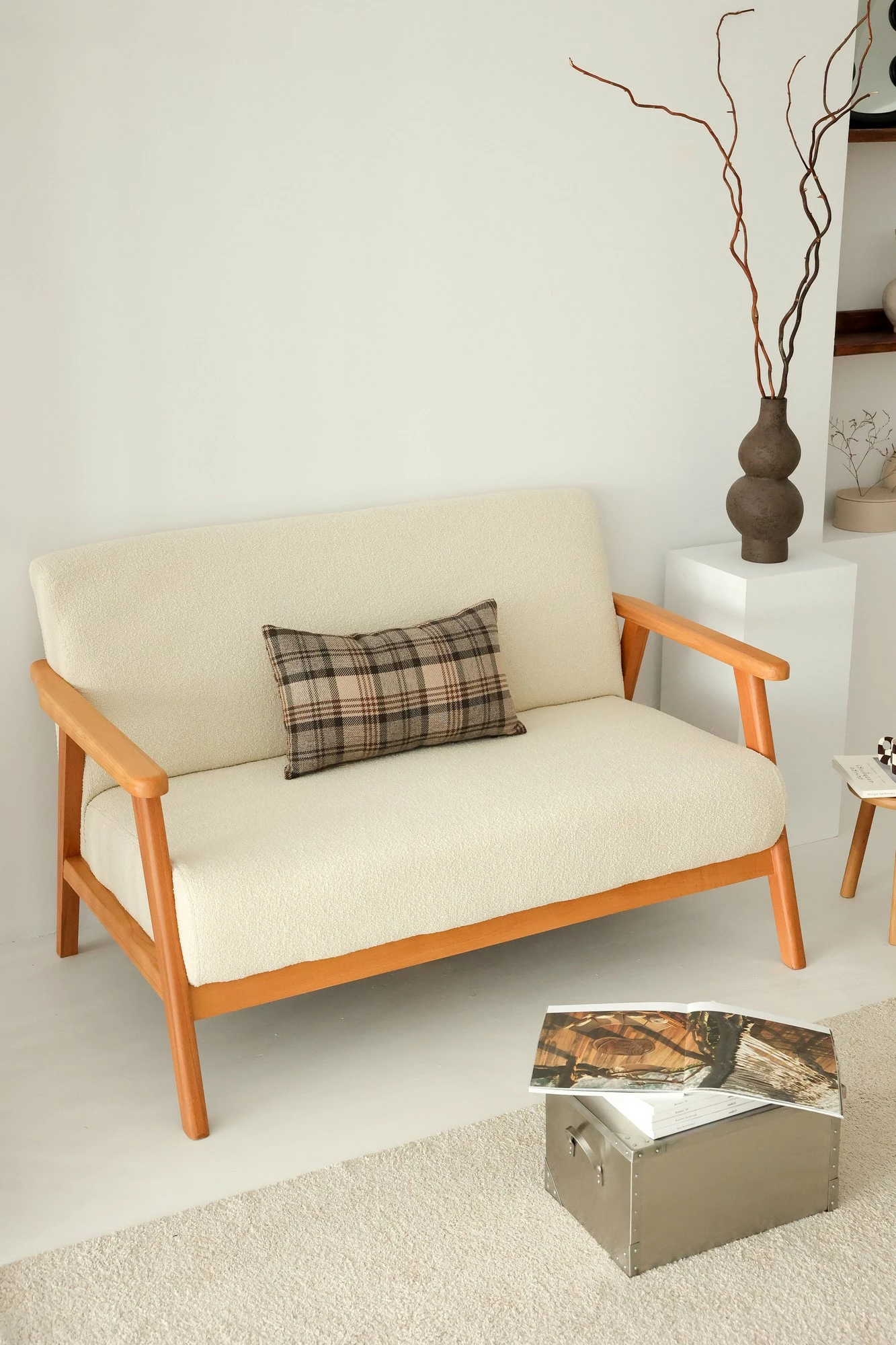 Divan dy ulëshe Atelier del Sofa, Nika, i bardhë