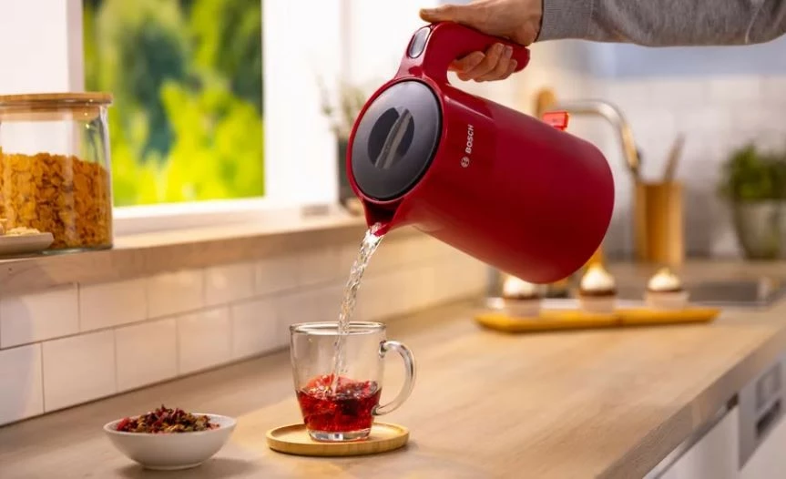 Ibrik elektrik Bosch MyMoment TWK2M164, 1.7L, Kuq