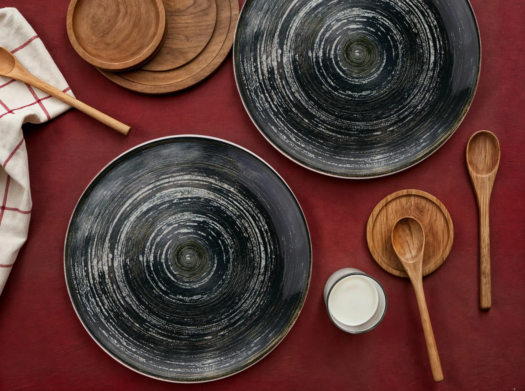 Set pjatash shërbimi (6 copë), Hermia Concept, ngjyrë e zezë, Serv Lines