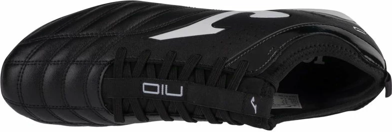 Atlete futbolli Joma për meshkuj, të zeza