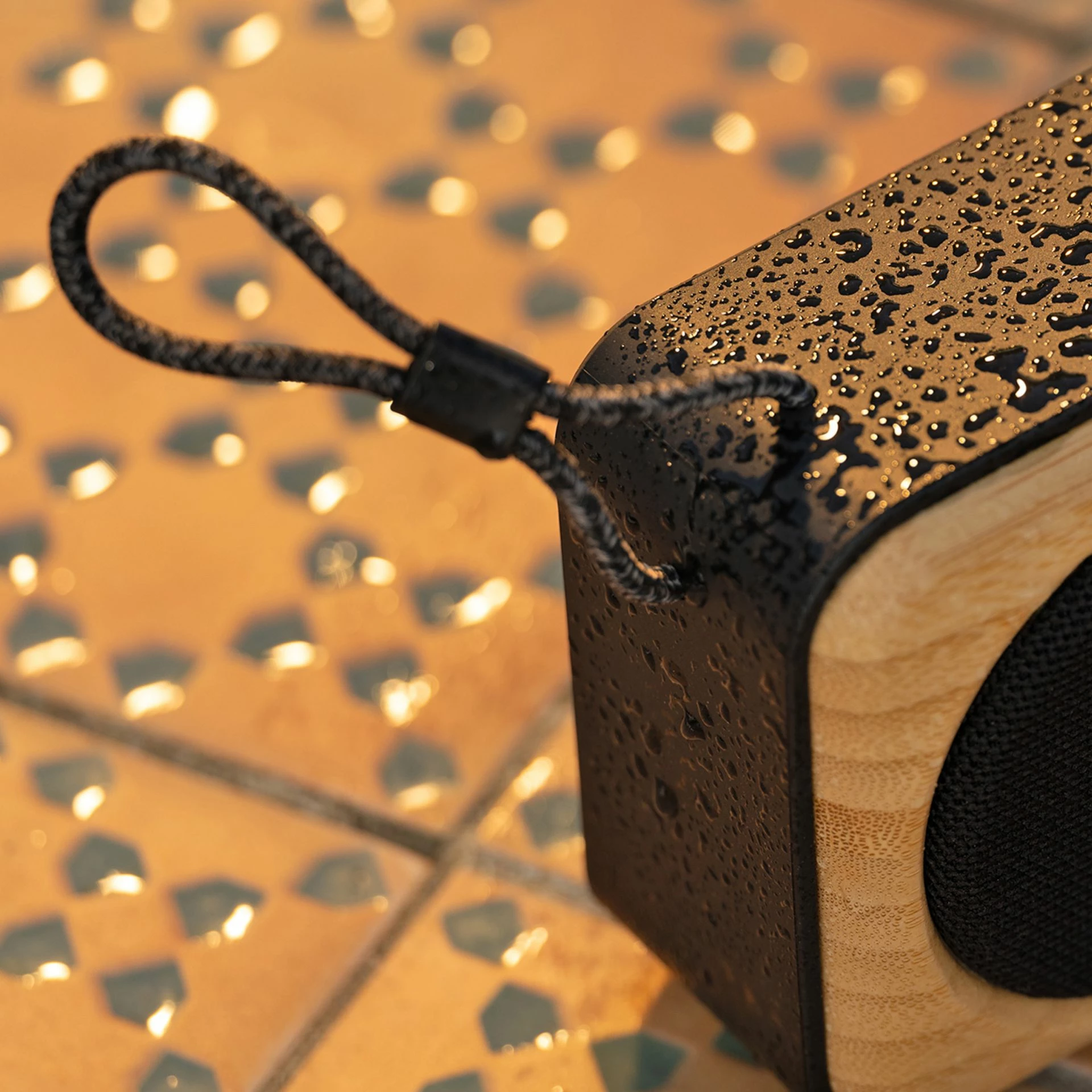 Altoparlant Bluetooth House Of Marley Roots, IP67, bateri deri 14 orë, Signature Black