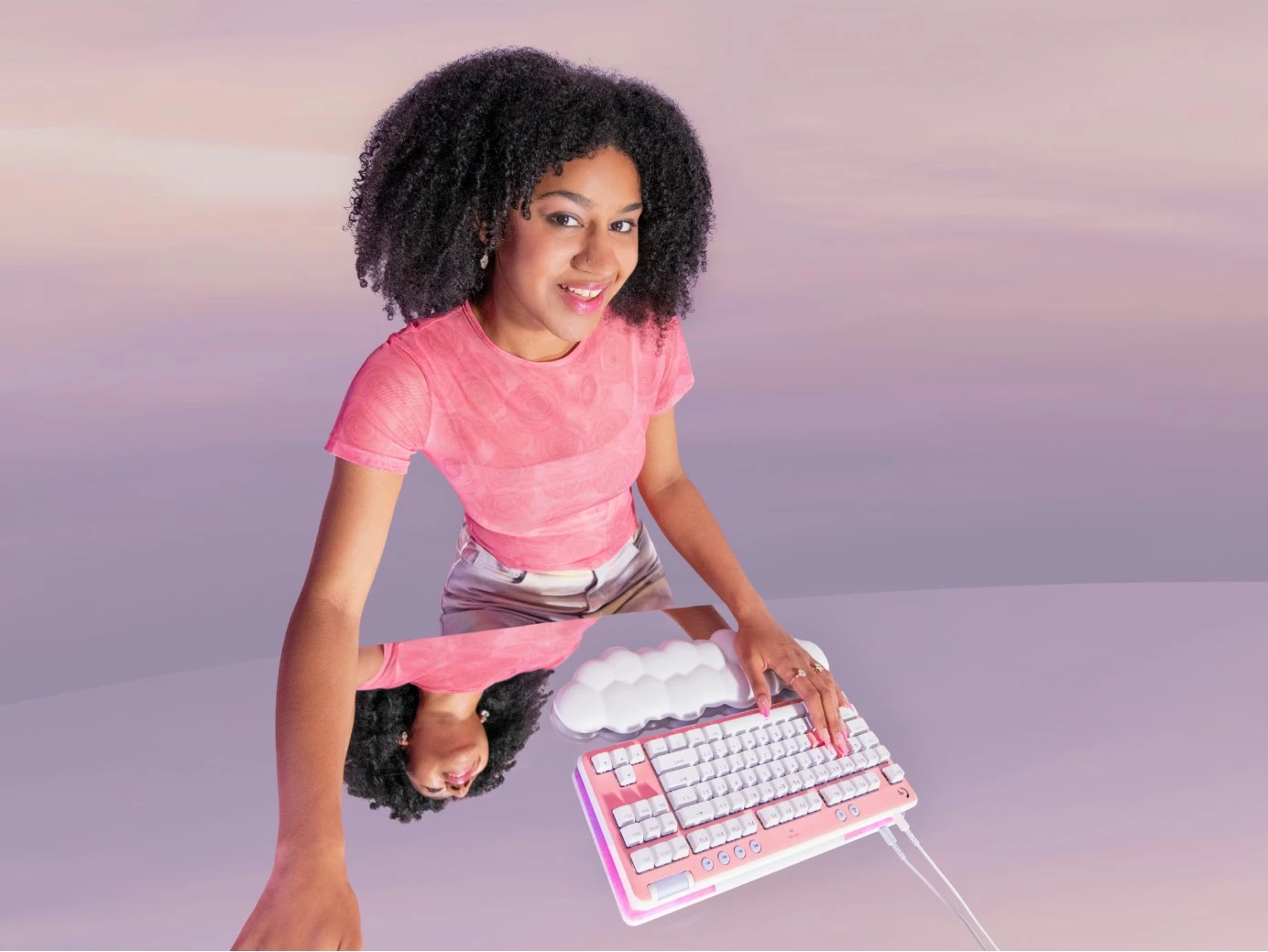 Tastierë mekanike Logitech G713, RGB LED, QWERTY, kabllo USB, e bardhë