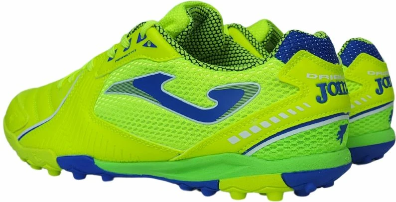 Atlete futbolli Joma për meshkuj, të gjelbra