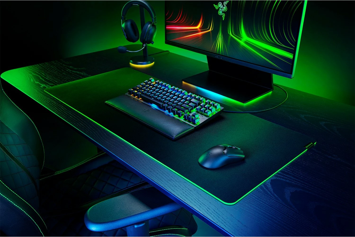 Maus Razer Viper V2 Pro, Djathtas, Optik, RF Wireless + USB Type-C, 30000 DPI, Zi