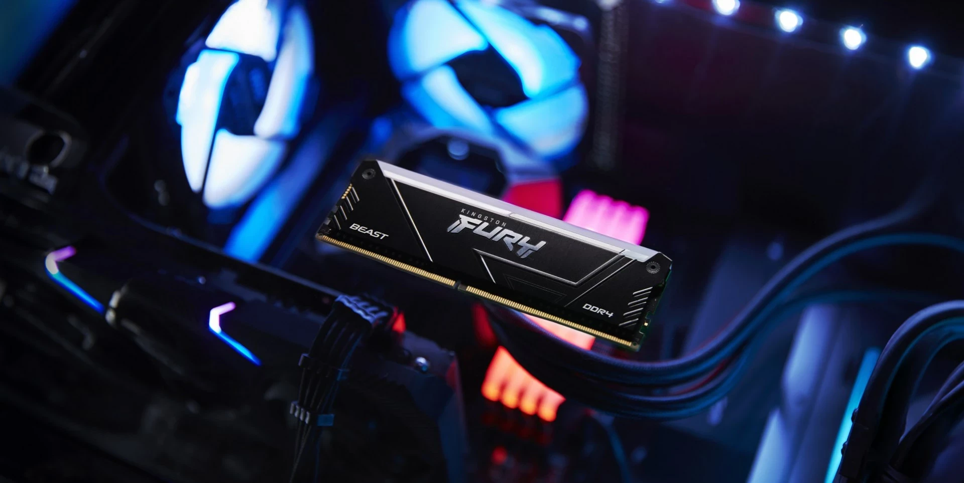RAM Memorje Kingston FURY Beast 32GB 3200MT/s DDR4 CL16 RGB